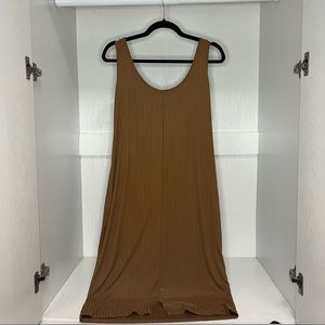 Autumn brown tank top dress size 2x with a small slit in the back